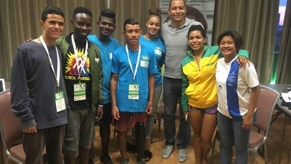 Young Leaders team up with Mobile School